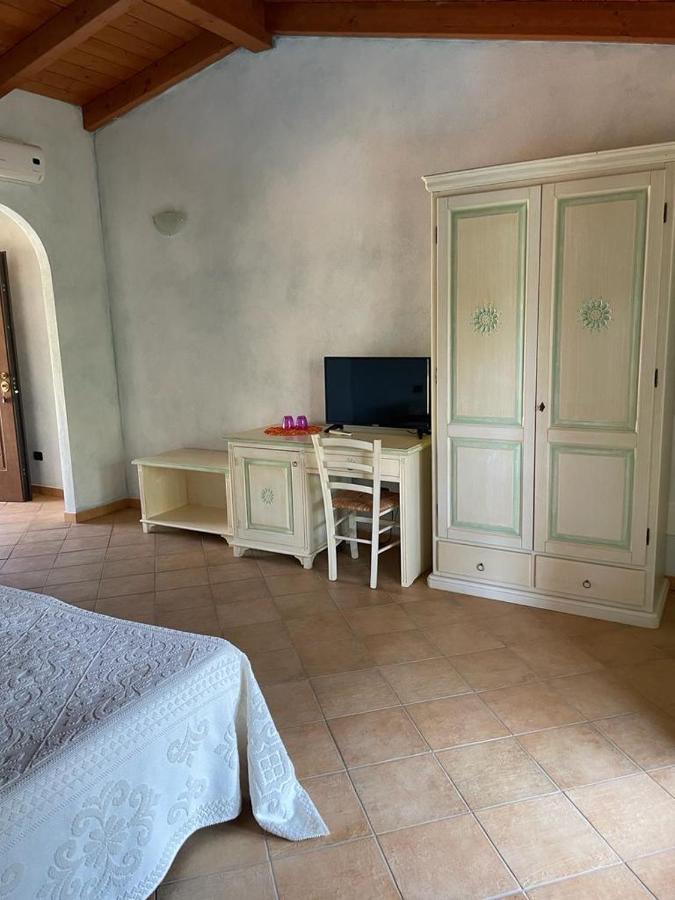 Villa Agriturismo San Giovanni Olbia Exterior foto